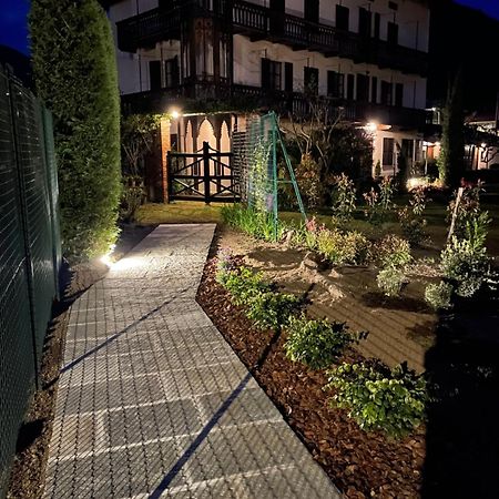 Dimora Fiorita Senior My Holiday Home Varallo Kültér fotó